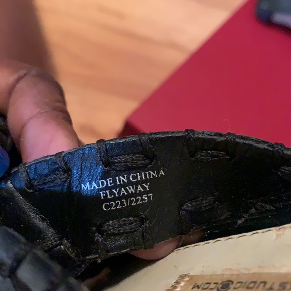 Max Studio Flyaway Wedge Sandals Black 8.5 - Picture 7 of 9